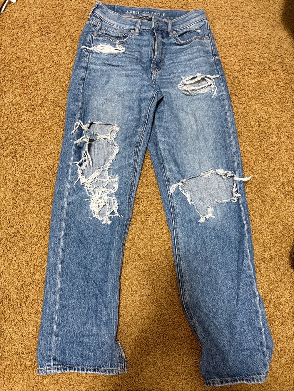 American Eagle Outfitters 0 Distressed Blue Ripped Women’s Jeans